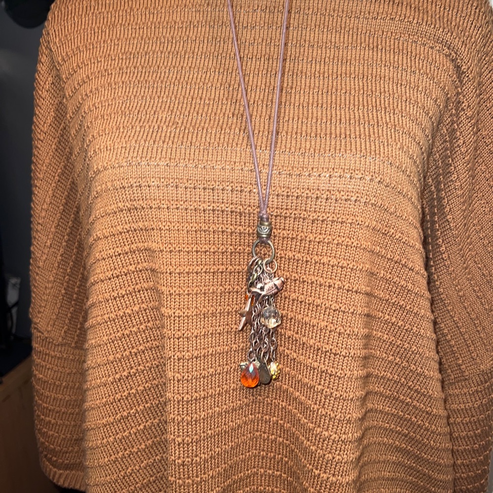 NWOT; Great for the fall. - Picture 2 of 5